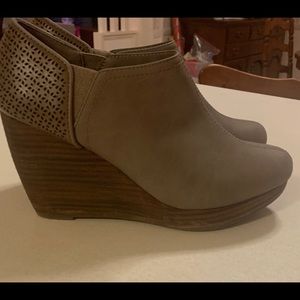 women’s suede camel colored wedges